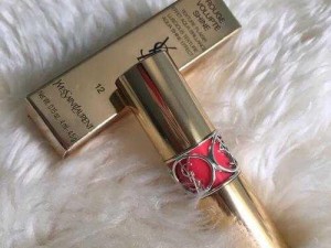 YSL 蜜桃色 7777 高级感拉满，春夏必备斩男色