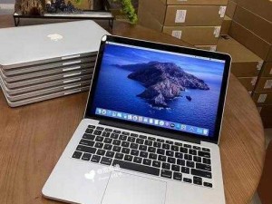 苹果信仰加持，MACBOOK 少女的时尚装备